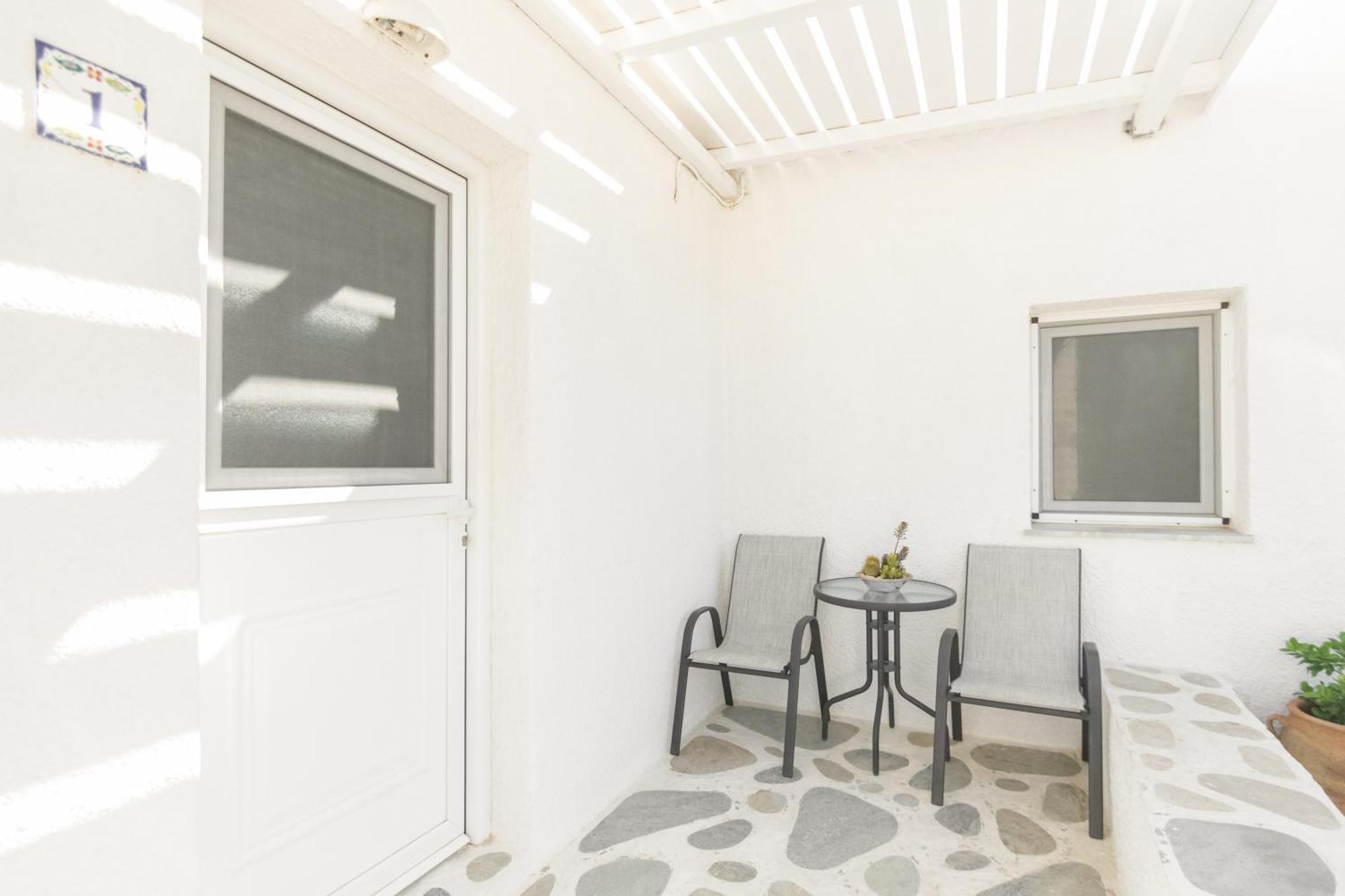 Onira Hotel Parikia  Ngoại thất bức ảnh