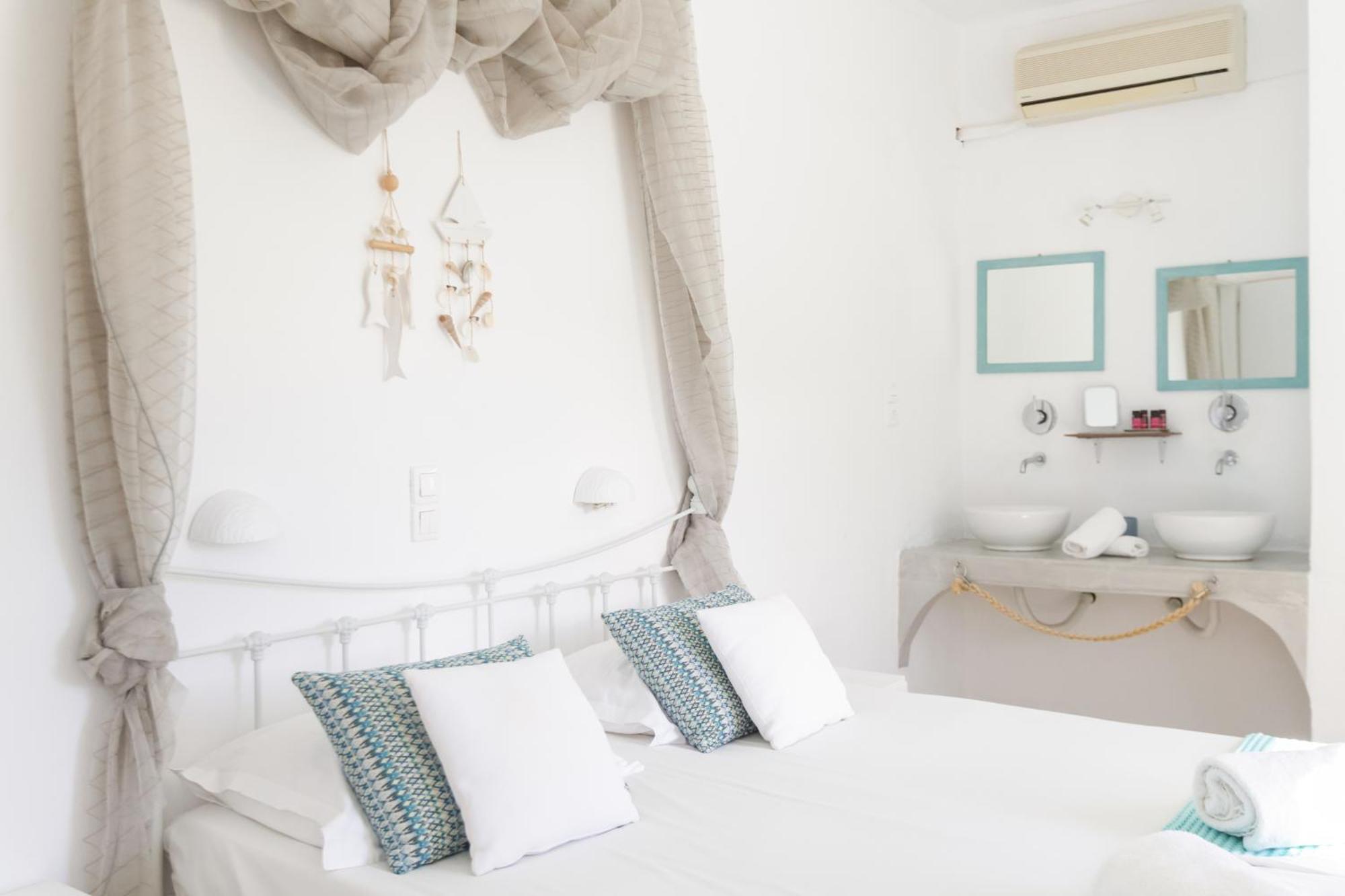 Onira Hotel Parikia  Ngoại thất bức ảnh