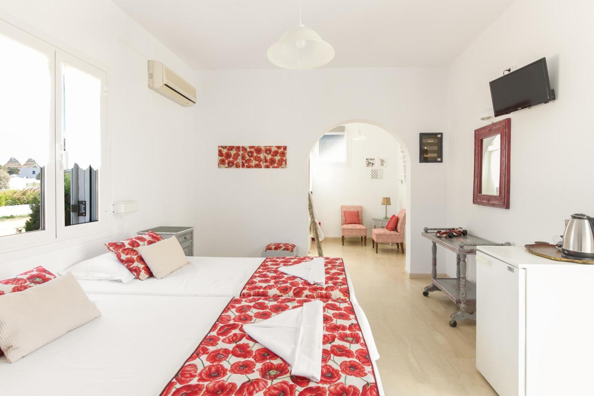 Onira Hotel Parikia  Ngoại thất bức ảnh
